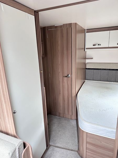 ✨STUNNING SWIFT SPRITE QUATTRO 6 BERTH✨ 397550786