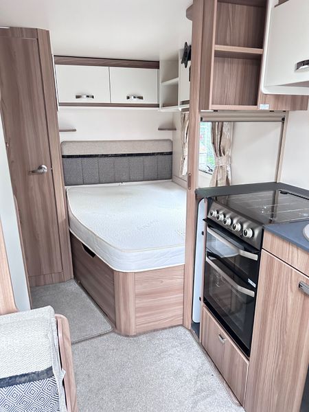 ✨STUNNING SWIFT SPRITE QUATTRO 6 BERTH✨ 397550789
