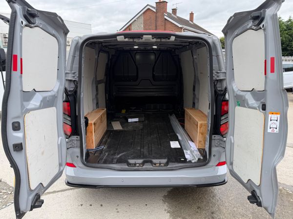 2024 FORD TRANSIT CUSTOM LIMITED - KITTED 397553100