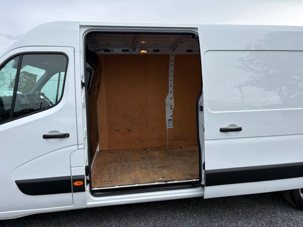Renault Master 397571477