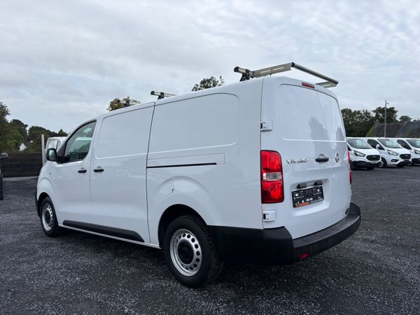 Vauxhall Vivaro 397501866