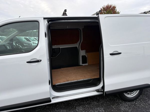 Vauxhall Vivaro 397501906