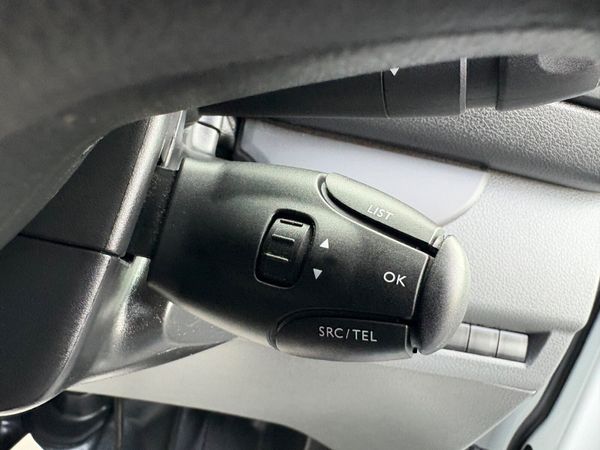 Vauxhall Vivaro 397501909