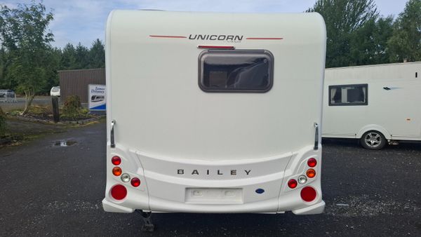 Bailey Unicorn Vigo Island Bed Caravan 397508391