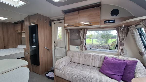 Bailey Unicorn Vigo Island Bed Caravan 397508394