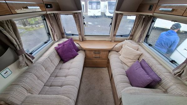 Bailey Unicorn Vigo Island Bed Caravan 397508397