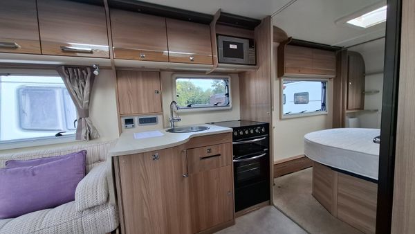 Bailey Unicorn Vigo Island Bed Caravan 397508408