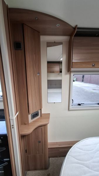 Bailey Unicorn Vigo Island Bed Caravan 397508410