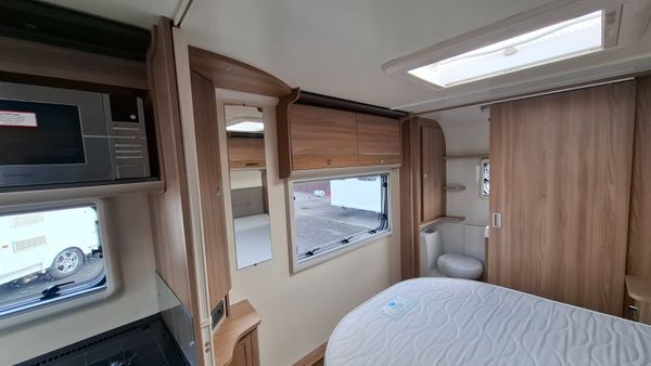 Bailey Unicorn Vigo Island Bed Caravan 397508421