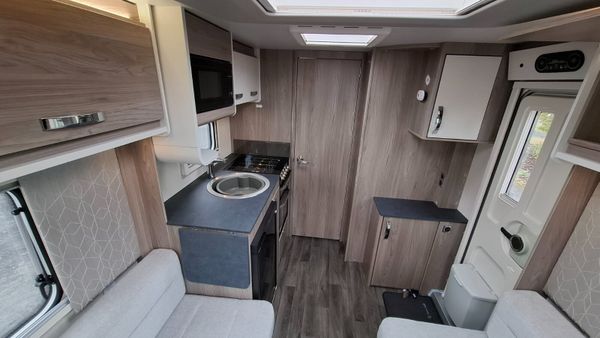 Swift Henbury Caravan End Bedroom Island Bed 397522304