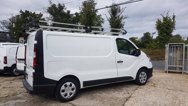 Renault Trafic 212D SWB 125KM AS NEW VAT INVOICE 397536577