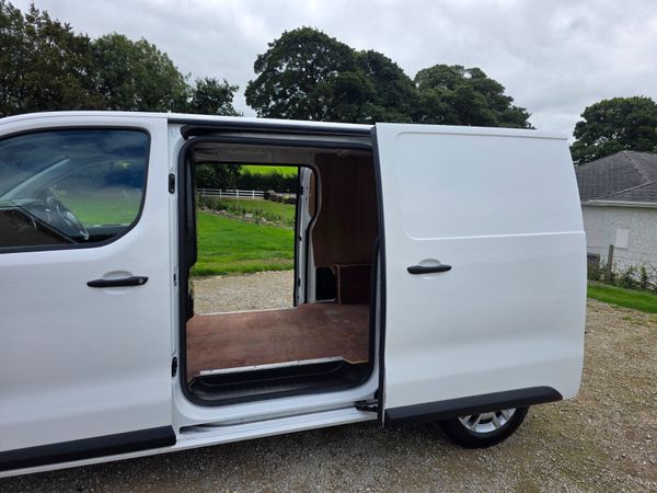 Citroen Dispatch 2021 397538787