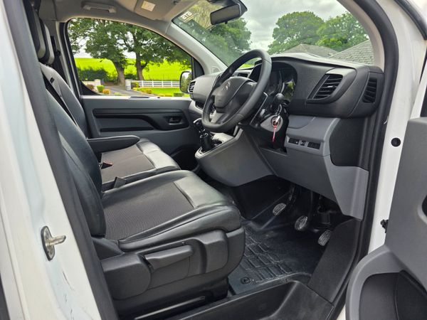 Citroen Dispatch 2021 397538789