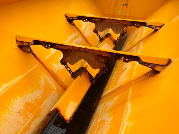 2019 Econ Salt / spreader Gritter demountable body 397651912