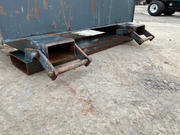 Auto lock builder rubble / refuse Skip......3187-2 397668150