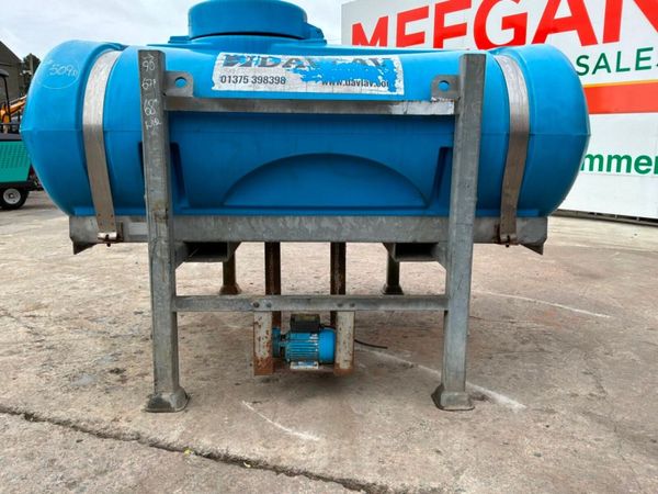 2000 litres Water bowser / Galvanised stand....509 397668110