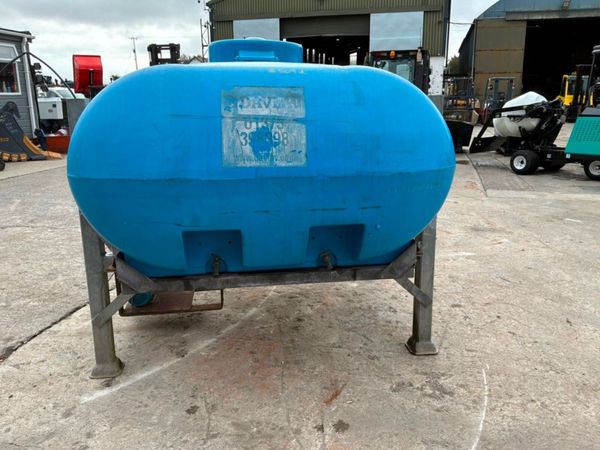 2000 litres Water bowser / Galvanised stand....509 397668128
