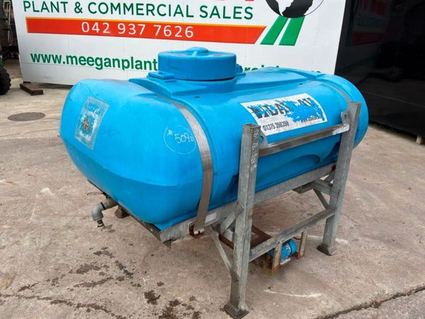 2000 litres Water bowser / Galvanised stand....509 397668129