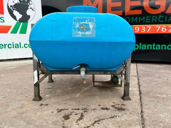 2000 litres Water bowser / Galvanised stand....509 397668134