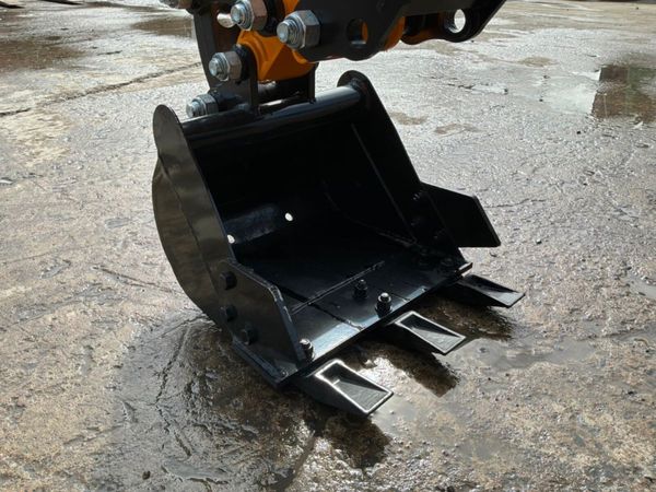 New Captok 16PD Diesel mini micro digger....1726. 397675486