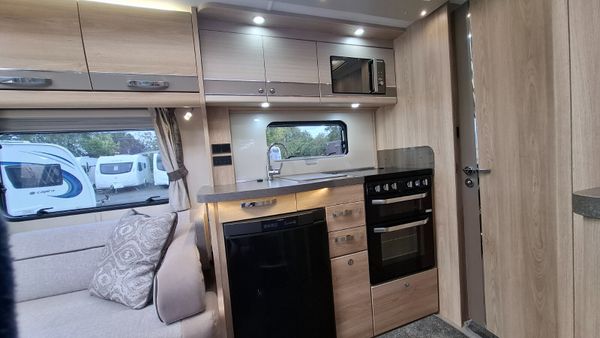 Elddis Crusader Aurora End Bedroom Island Bed 397748957