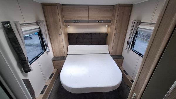 Elddis Crusader Aurora End Bedroom Island Bed 397748966
