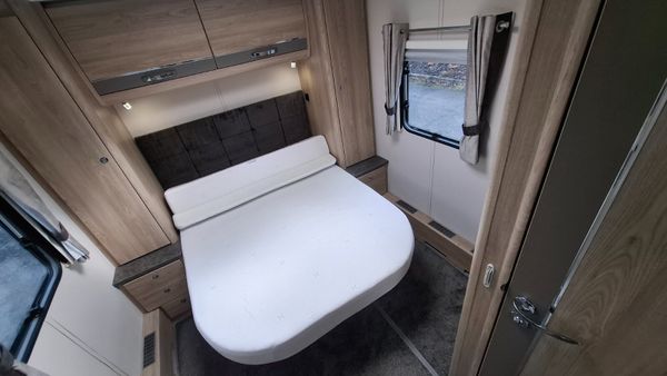 Elddis Crusader Aurora End Bedroom Island Bed 397748968