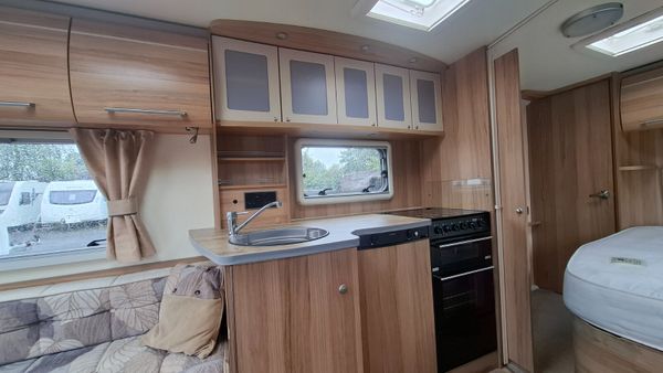 Bailey Pegasus Verona Fixed Bed 397753712