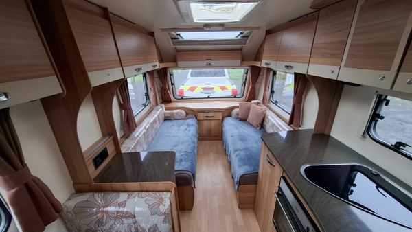 Bailey Pursuit 5 berth caravan 397755992