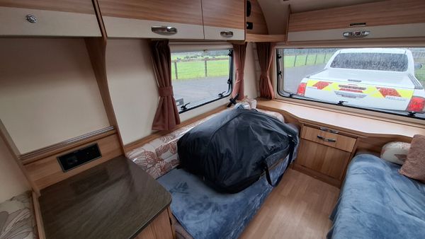 Bailey Pursuit 5 berth caravan 397755996