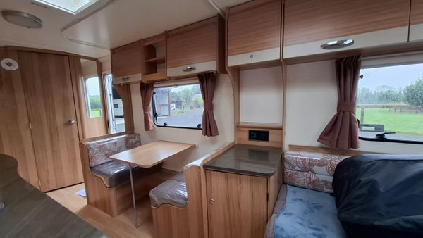 Bailey Pursuit 5 berth caravan 397755999