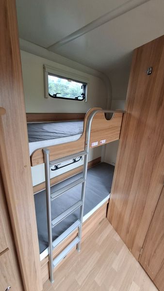 Bailey Pursuit 5 berth caravan 397756005