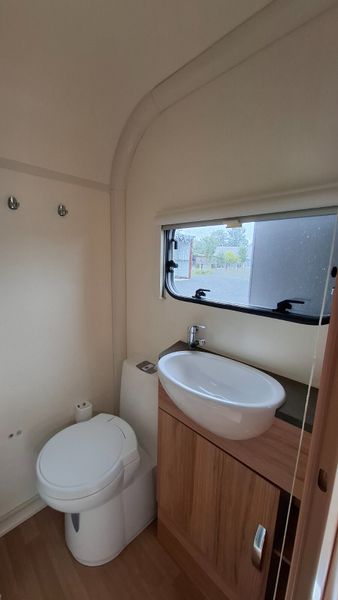 Bailey Pursuit 5 berth caravan 397756006