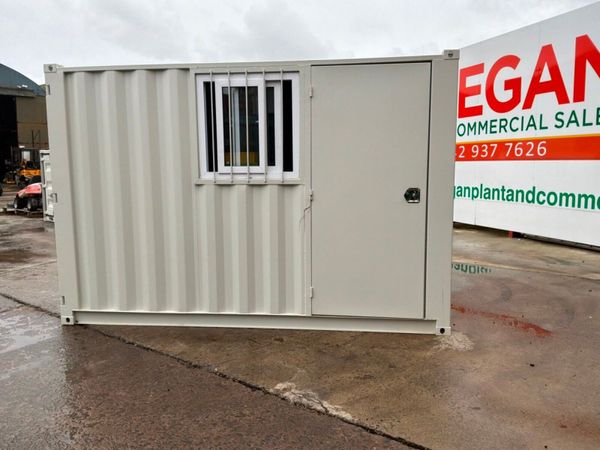 New / unused 11ft x 7ft shipping / storage contain 397720290