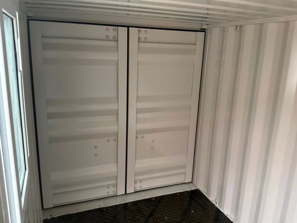 New / unused 11ft x 7ft shipping / storage contain 397720295