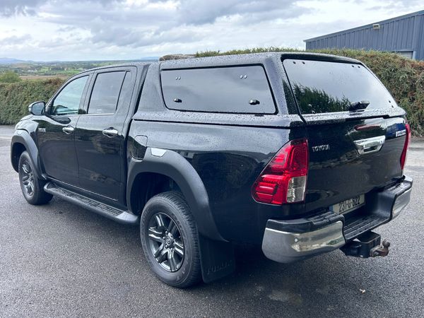 2023 Toyota Hilux 2.8 SR5 204 Bhp 397726948
