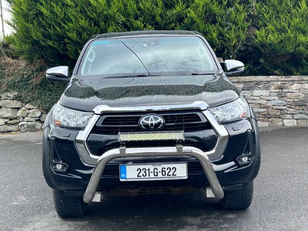 2023 Toyota Hilux 2.8 SR5 204 Bhp 397726952