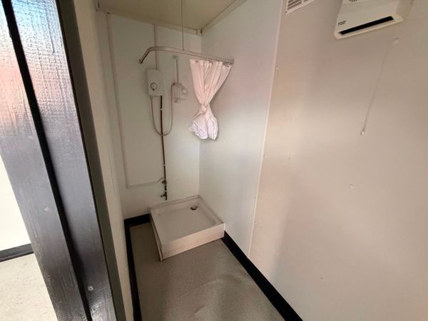 20 x 10 Thurston Office / Drying Room / Welfare Un 397848204