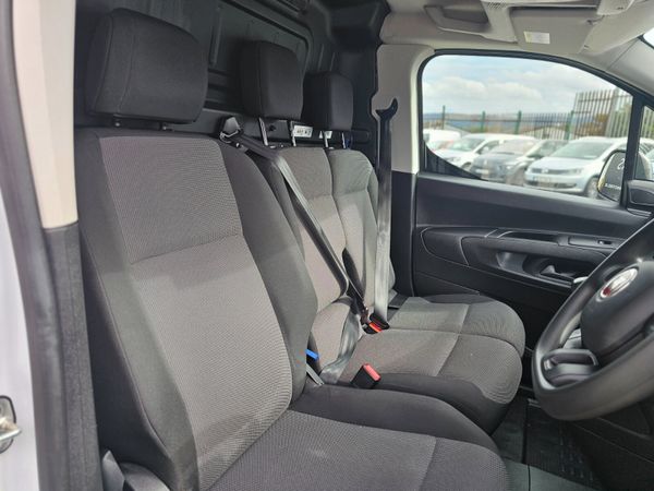 FIAT DOBLO PRO // 3 SEATS AIR CON 397849036