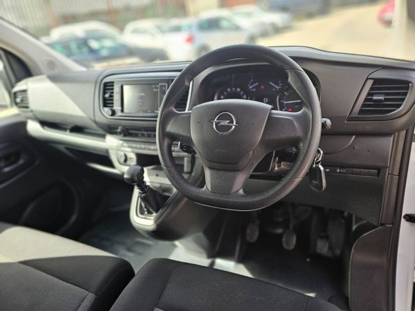 OPEL VIVARO LWB // TWIN SLIDING DOORS 397849655