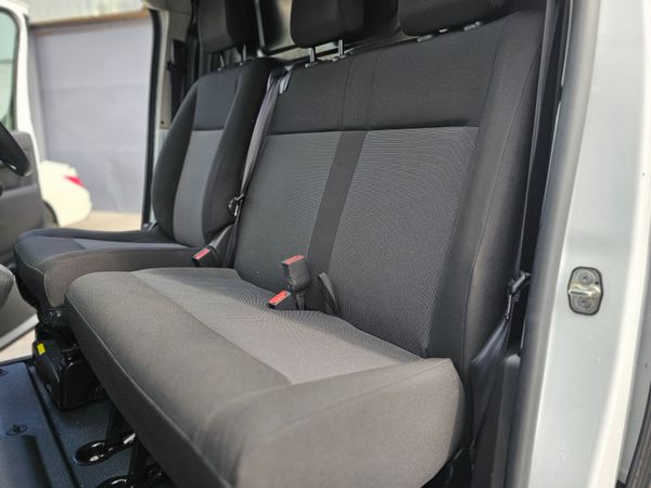 OPEL VIVARO LWB // TWIN SLIDING DOORS 397849686