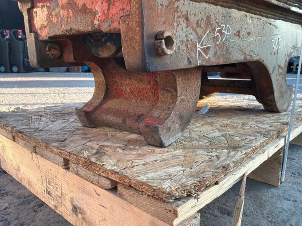 Oriel hydraulic quick hitch.....90mm pins.....2060 397868173