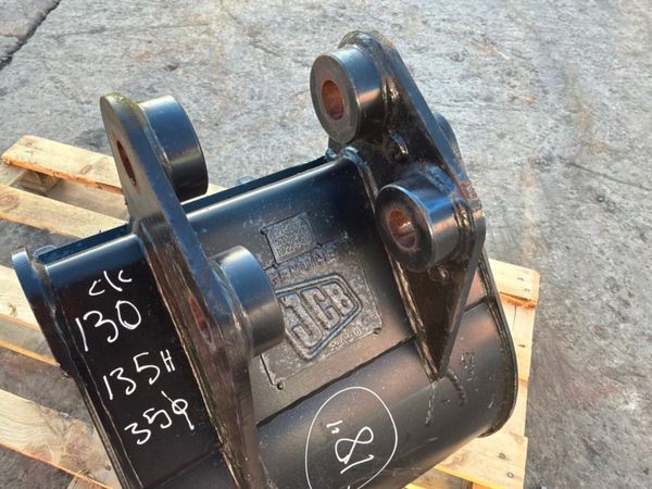 New / unused 18"  JCB  bucket......35mm pins...... 397868138