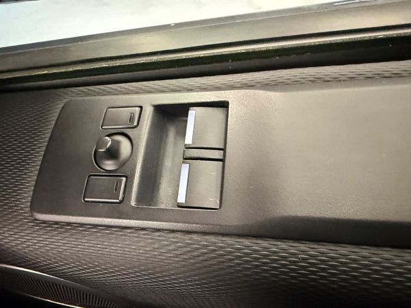 241 Land Rover Discovery 3.0D HSE 2 Seat Com / Ext 397873377