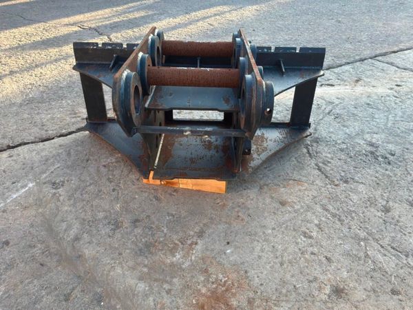 New / unused Pallet fork frame.....65mm / 80mm.... 397874582
