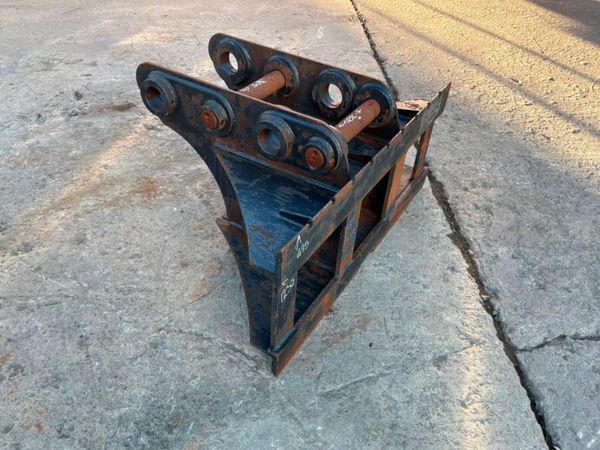 New / unused Pallet fork frame.....65mm / 80mm.... 397874588