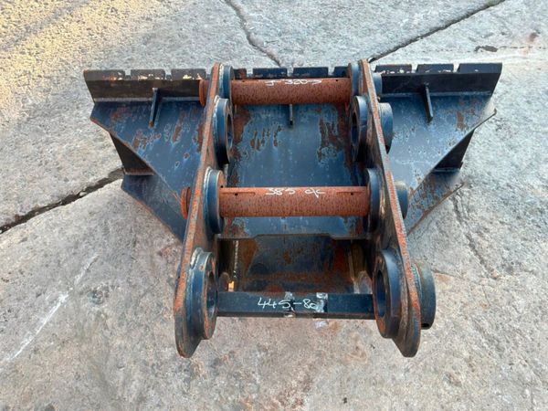 New / unused Pallet fork frame.....65mm / 80mm.... 397874602