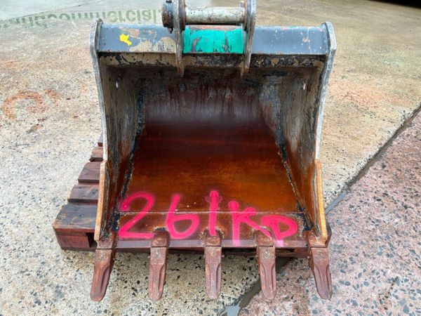 36" Miller digging bucket....50mm pins.......261kp 397975292