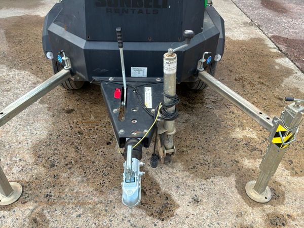 2020 Generac V20 led lighting tower.....9280 hrs.. 397990302