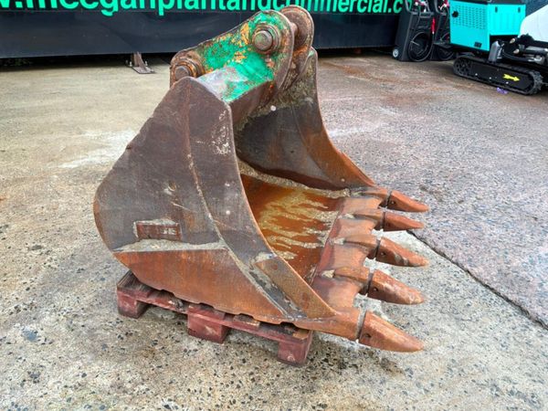 48" Case digging bucket.......65mm pins.........28 398050805